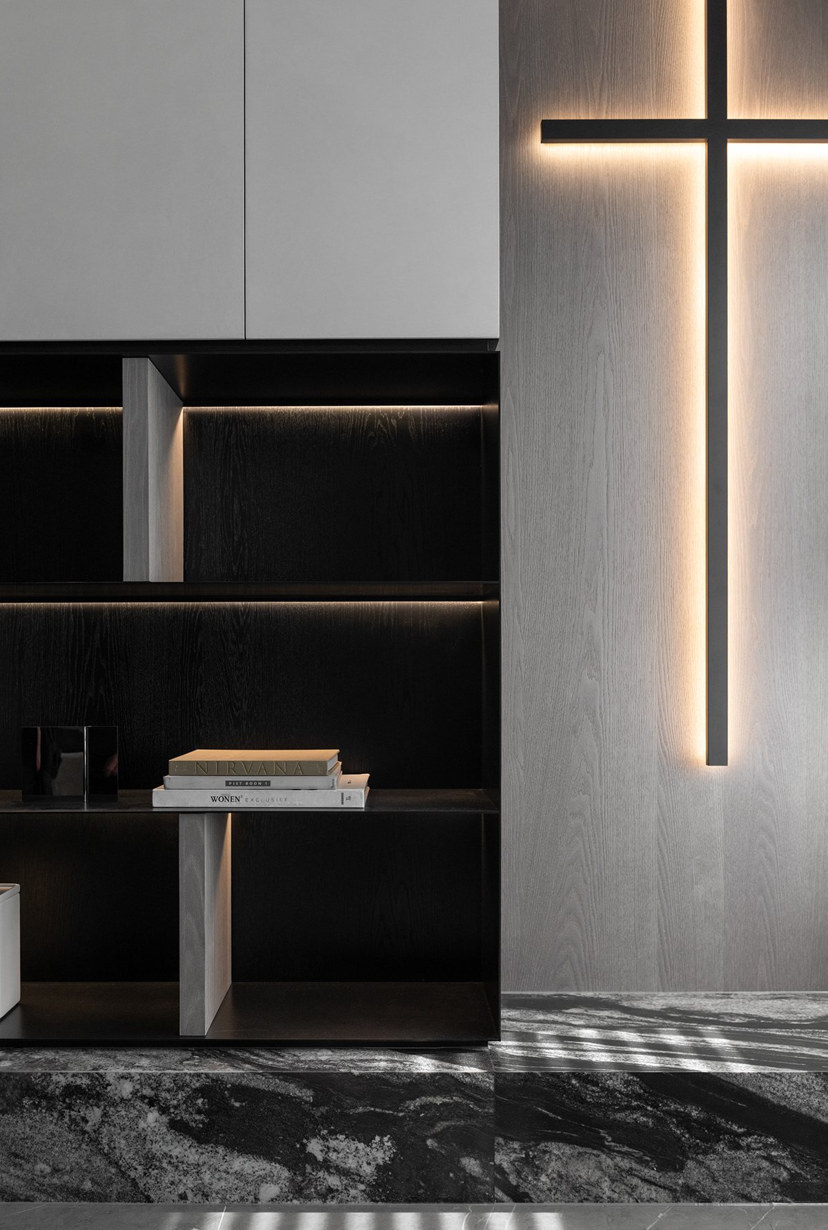 Obsidian Residence – Modern Dark Luxury – 13