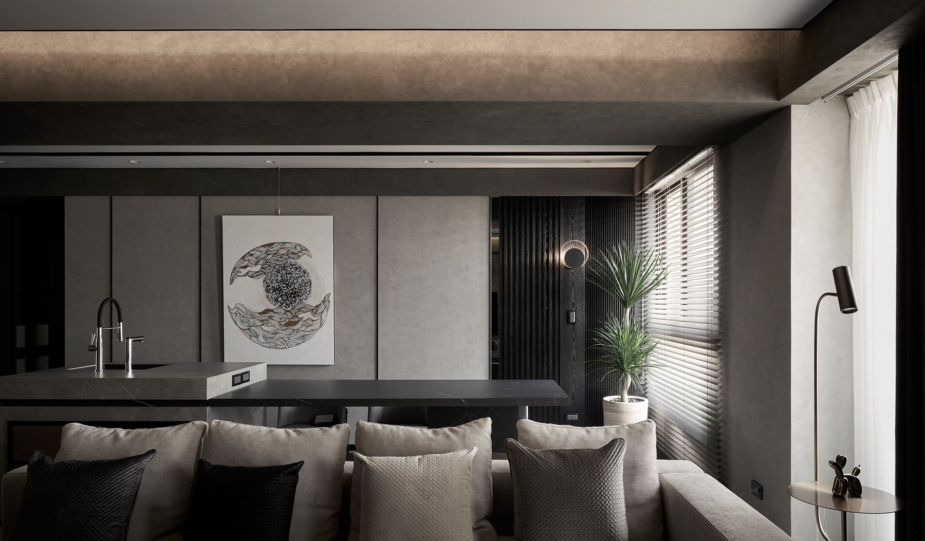 Graphite Suite – Monochrome Contemporary – 20