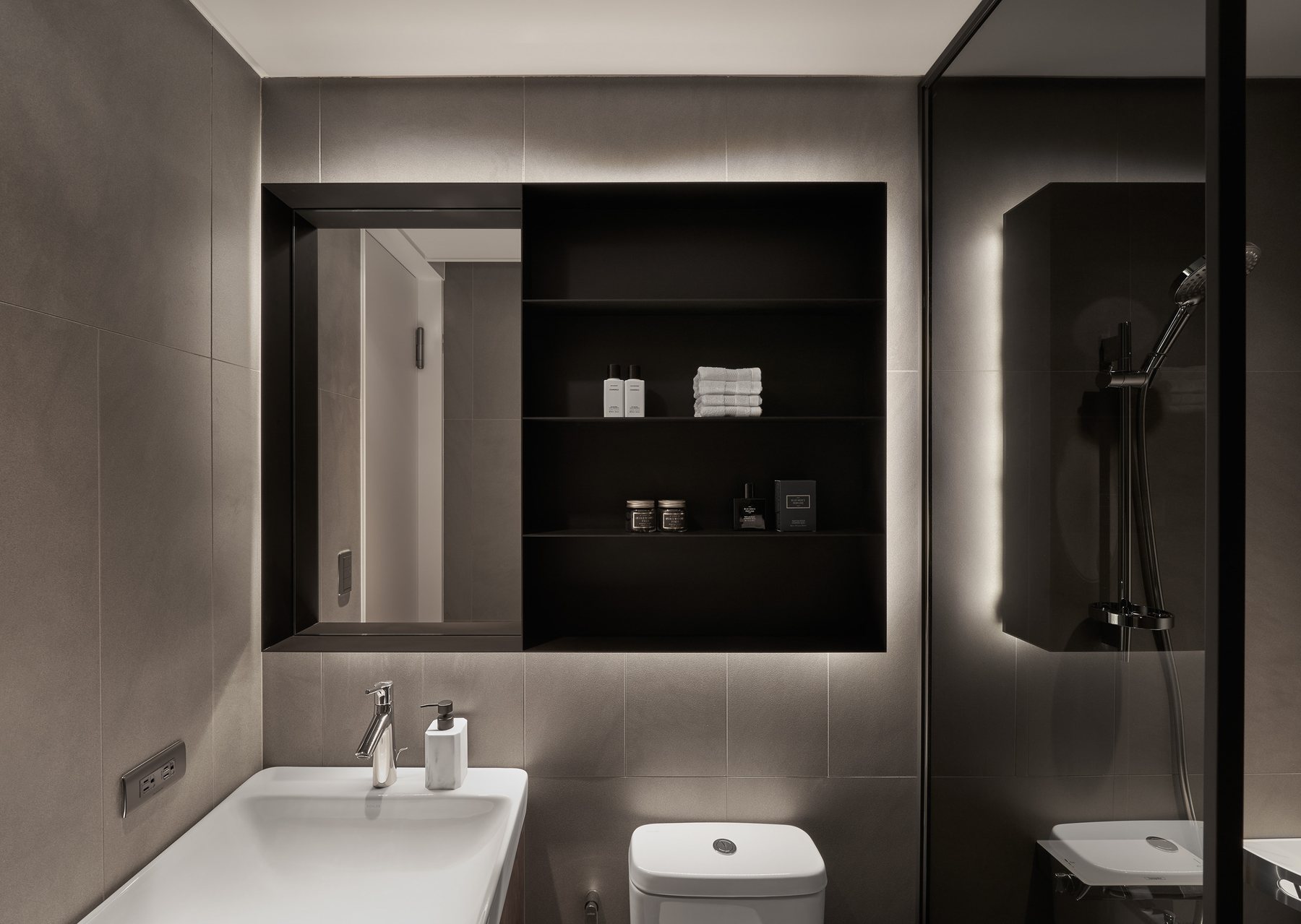Terra Residence – Warm Contemporary – 22