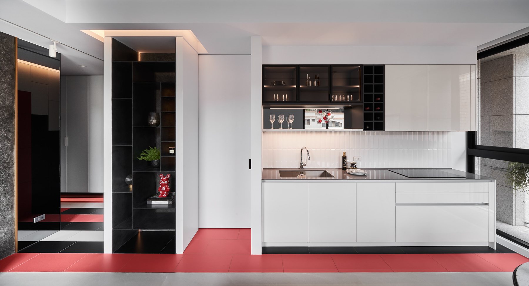 Crimson Line Apartment – Contemporary Art – 03