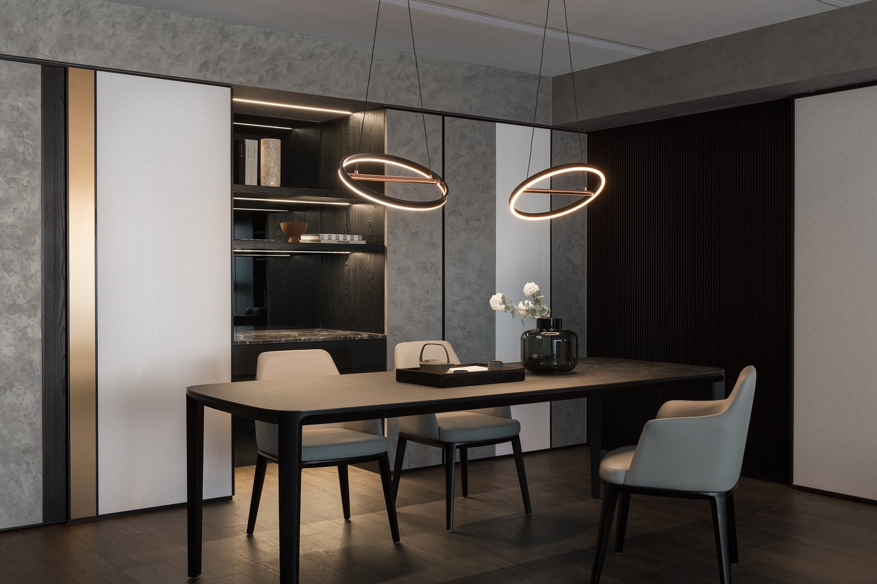 Walnut Gallery Apartment – Warm Luxury – 23