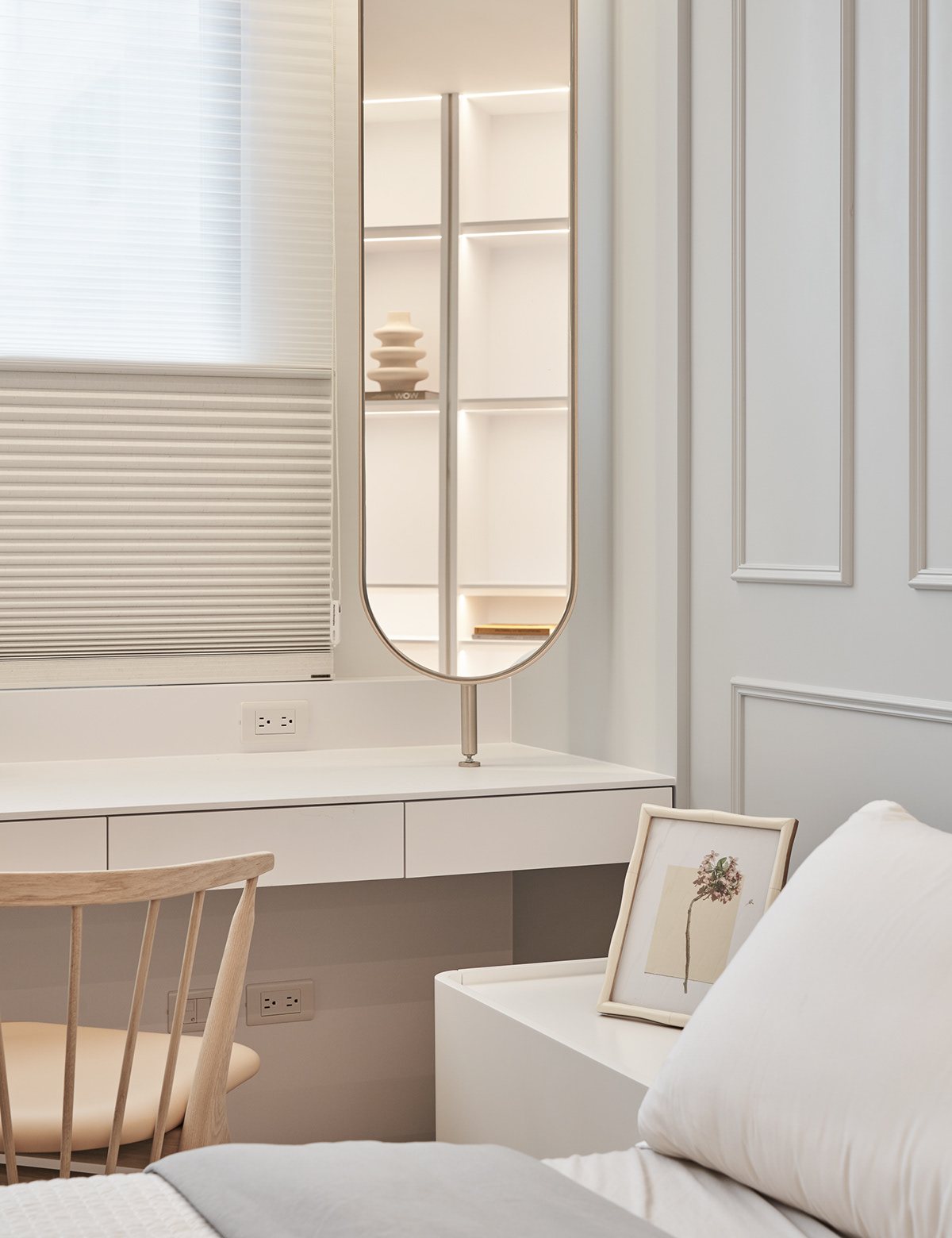 Amber Quiet Apartment – Warm Minimal – 09