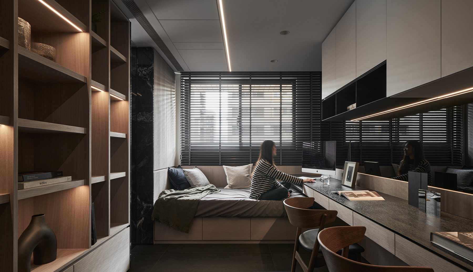 Amber Quiet Apartment – Warm Minimal – 24
