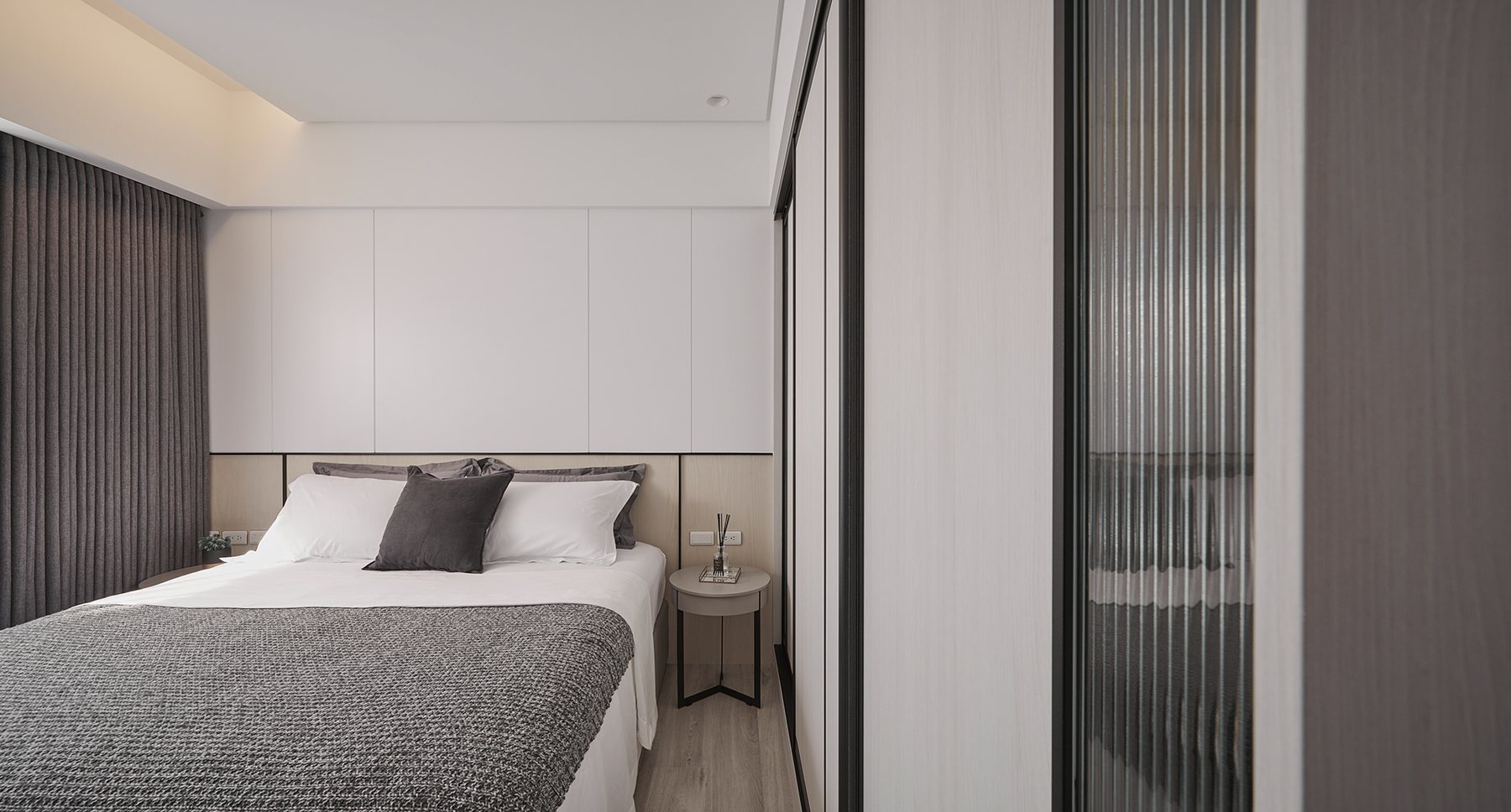 Pearl Residence – Elegant Minimal – 10