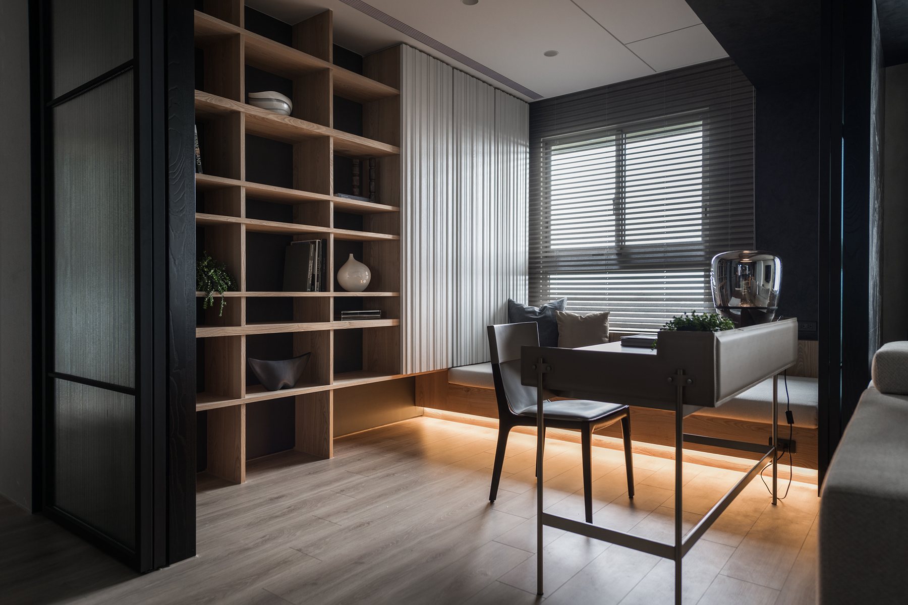 Noir Atelier Residence – Contemporary Luxury – 01
