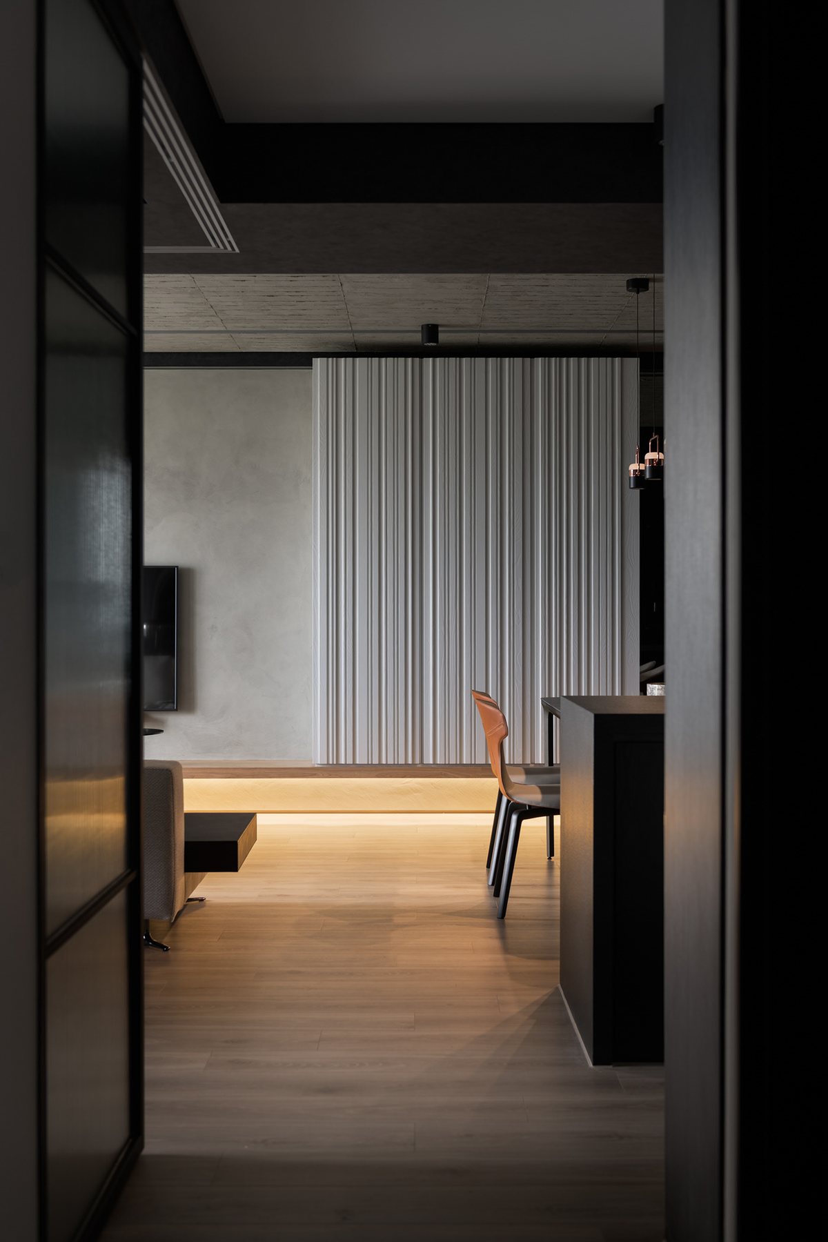 Noir Atelier Residence – Contemporary Luxury – 12