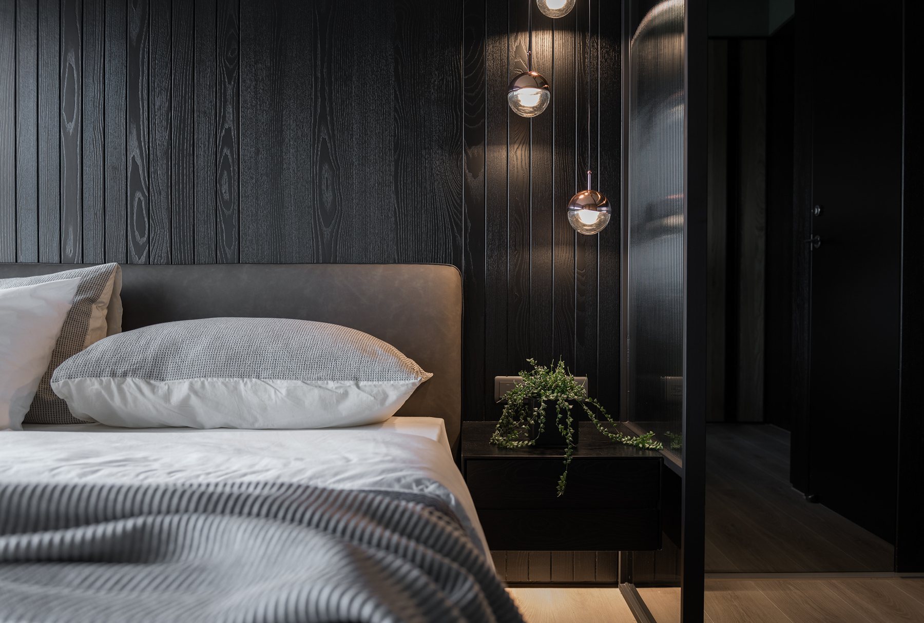 Noir Atelier Residence – Contemporary Luxury – 14