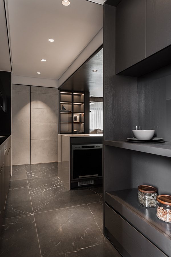 Monolith Residence – Urban Luxury – 10
