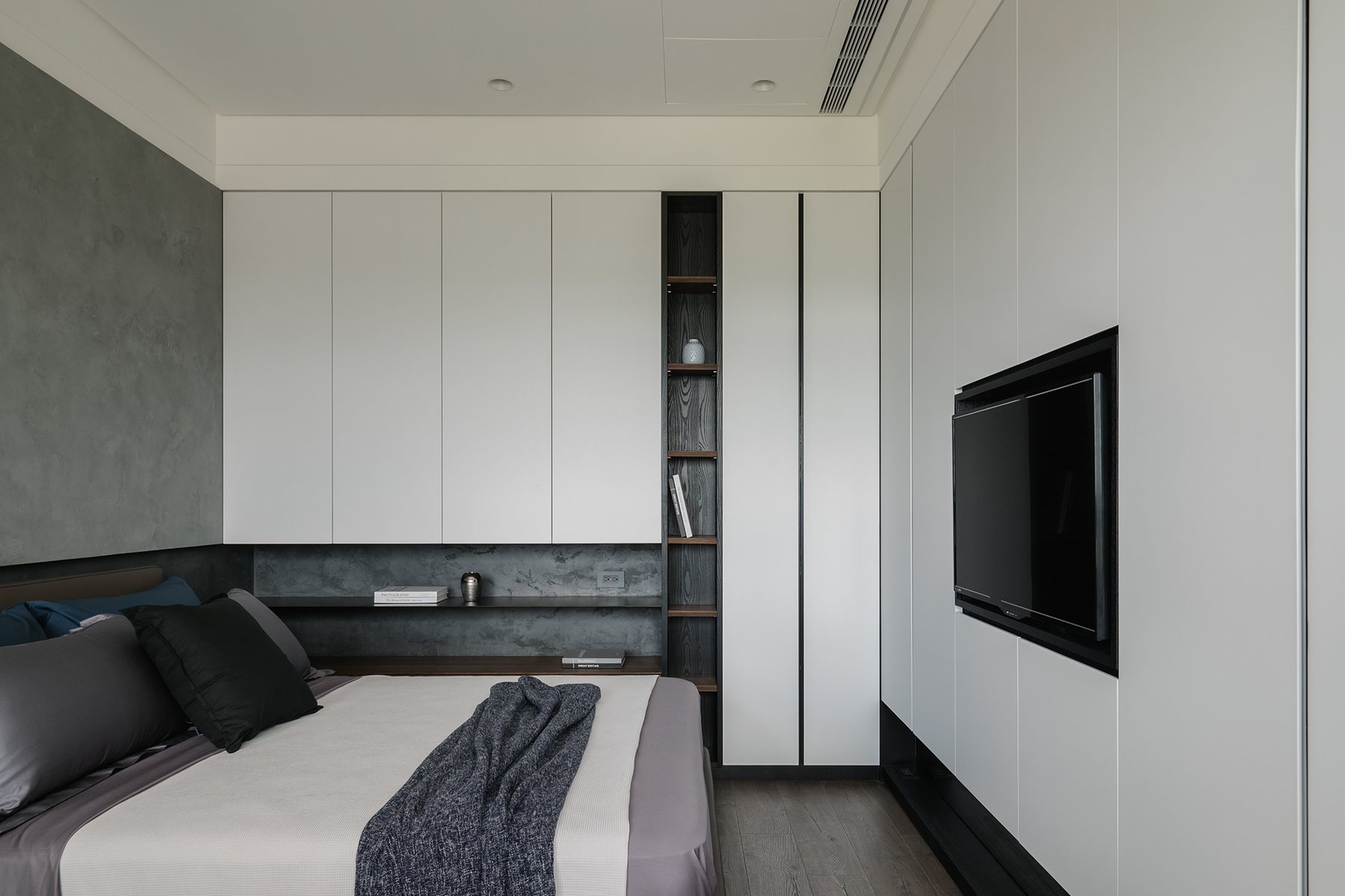 Sienna Residence – Warm Modern – 14